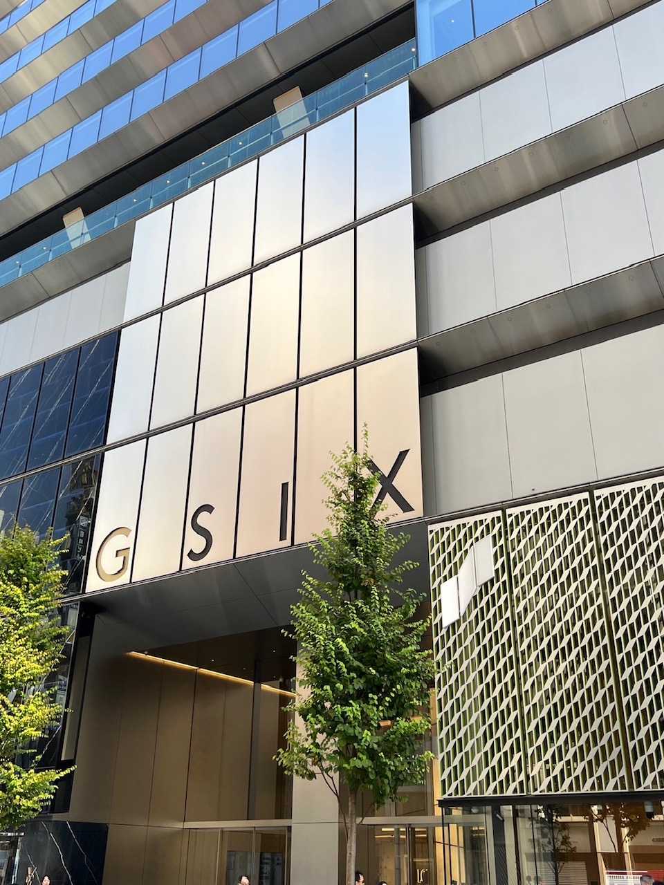 銀座SIX